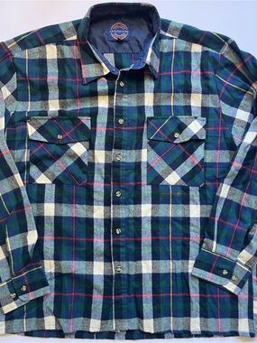 Vintage 90’s Claybrooke Men’s Green Plaid Flannel Shirt